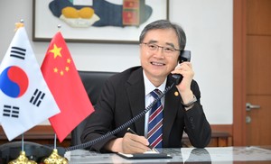 S. Korea, China FMs agree to make upcoming APEC summit 'new turning point' in ties