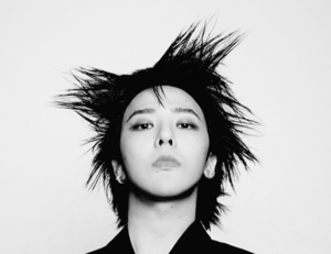 G-Dragon invites Paralympic athletes to Malaysia concert