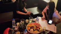 “임신했으니 600만원 내놔”…술집 손님 협박해 돈 뜯어내려 한 커플