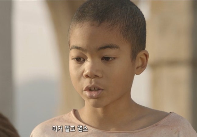 ‘태양의 후예’에 출연했던 나마디 조엘진. [KBS2 방송화면]