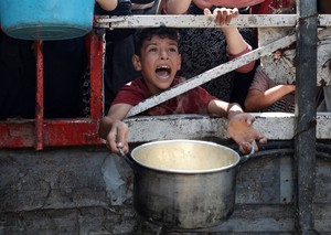 Global hunger falls but conflict and climate threaten progress: UN