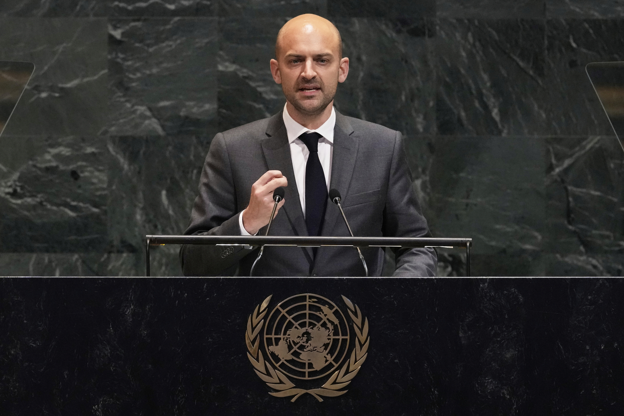 France's Foreign Minister Jean-Noel Barrot addresses the United Nations General Assembly, Monday. (AP-Yonhap)