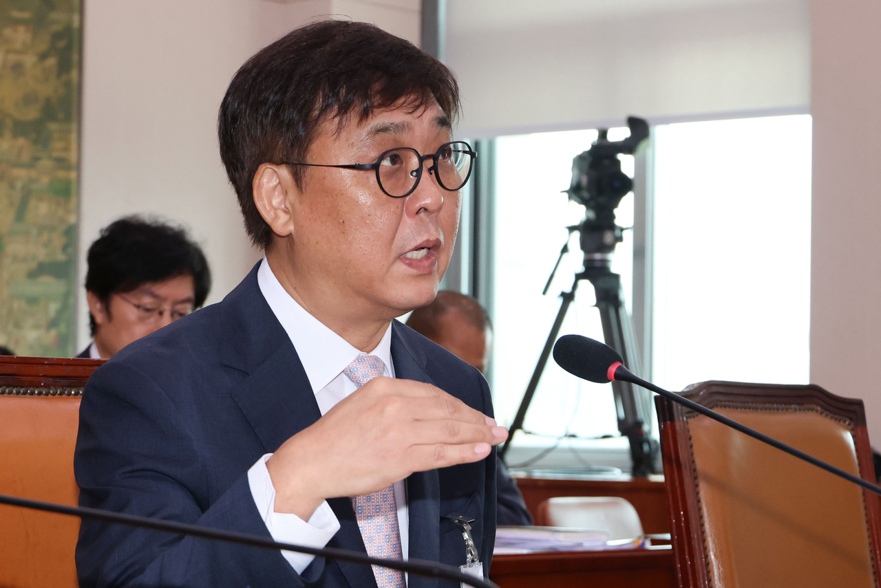 Culture Minister nominee Chae Hwi-young speaks during his confirmation hearing at the National Assembly in Seoul on Tuesday. (Yonhap)