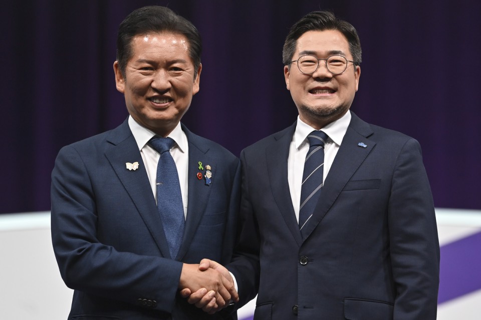 ‘조국 사면’ 말 아낀 정청래·박찬대…“대통령 고유 권한”[與당대표 후보 TV토론회]