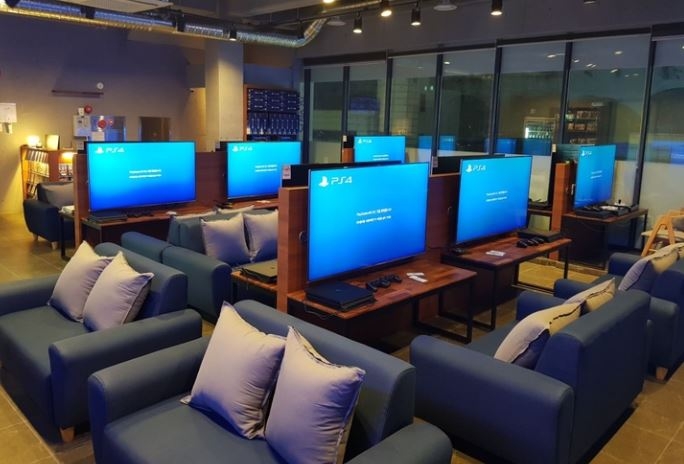 Lounge PlayStation Room (Lounge PlayStation Room)