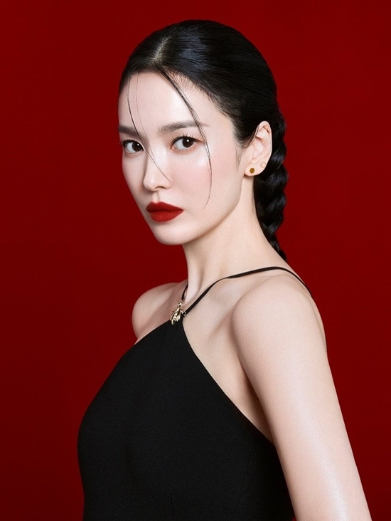 사진=송혜교 채널