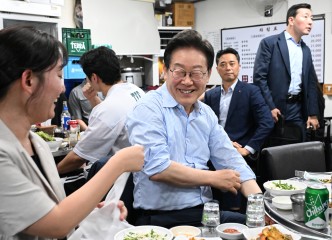 ‘일중독’ 李대통령 첫 휴가 코앞…한미협상 ‘열공모드’ [이런정치]