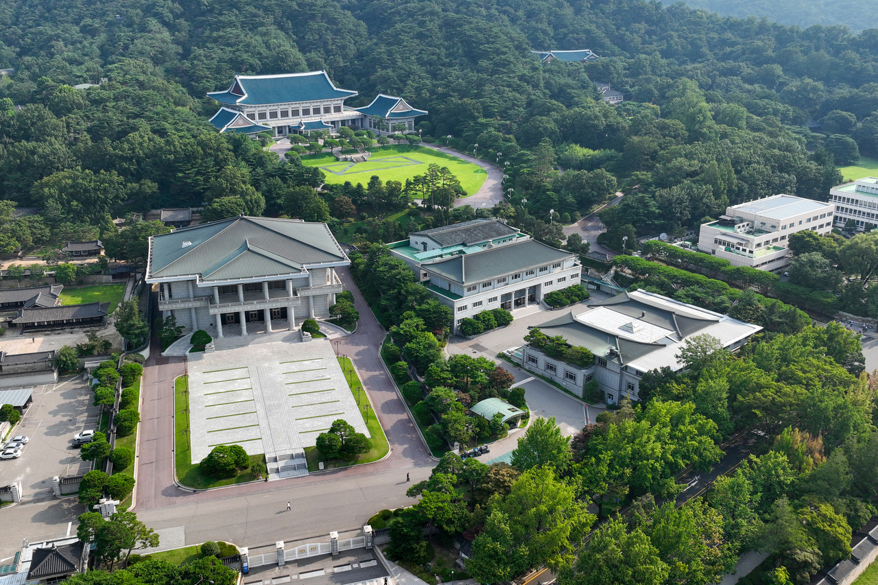 Cheong Wa Dae complex in central Seoul is seen in this photo taken on Thursday. (Yonhap)