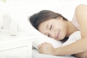 “당장 침대에서 치워라”…美 의사가 경고한 무시무시한 일상용품 3가지