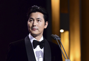 Jung Woo-sung reportedly registered marriage with longtime girlfriend