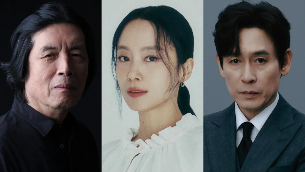 From left: Lee Chang-dong, Jeon Do-yeon and Sul Kyung-gu (Netflix)