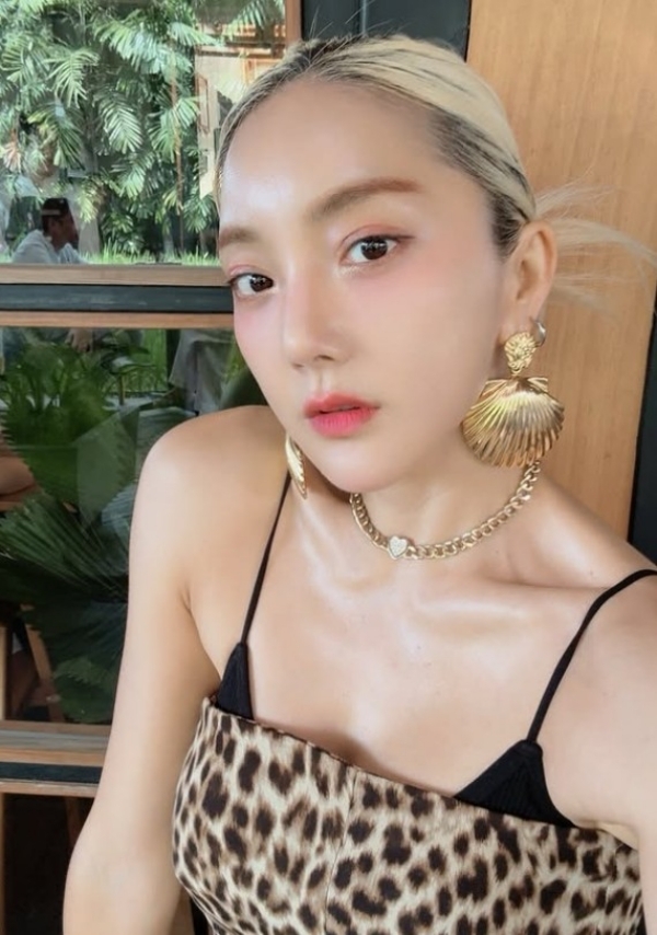 Bada, a member of the first-generation K-pop girl group S.E.S (Bada's Instagram)
