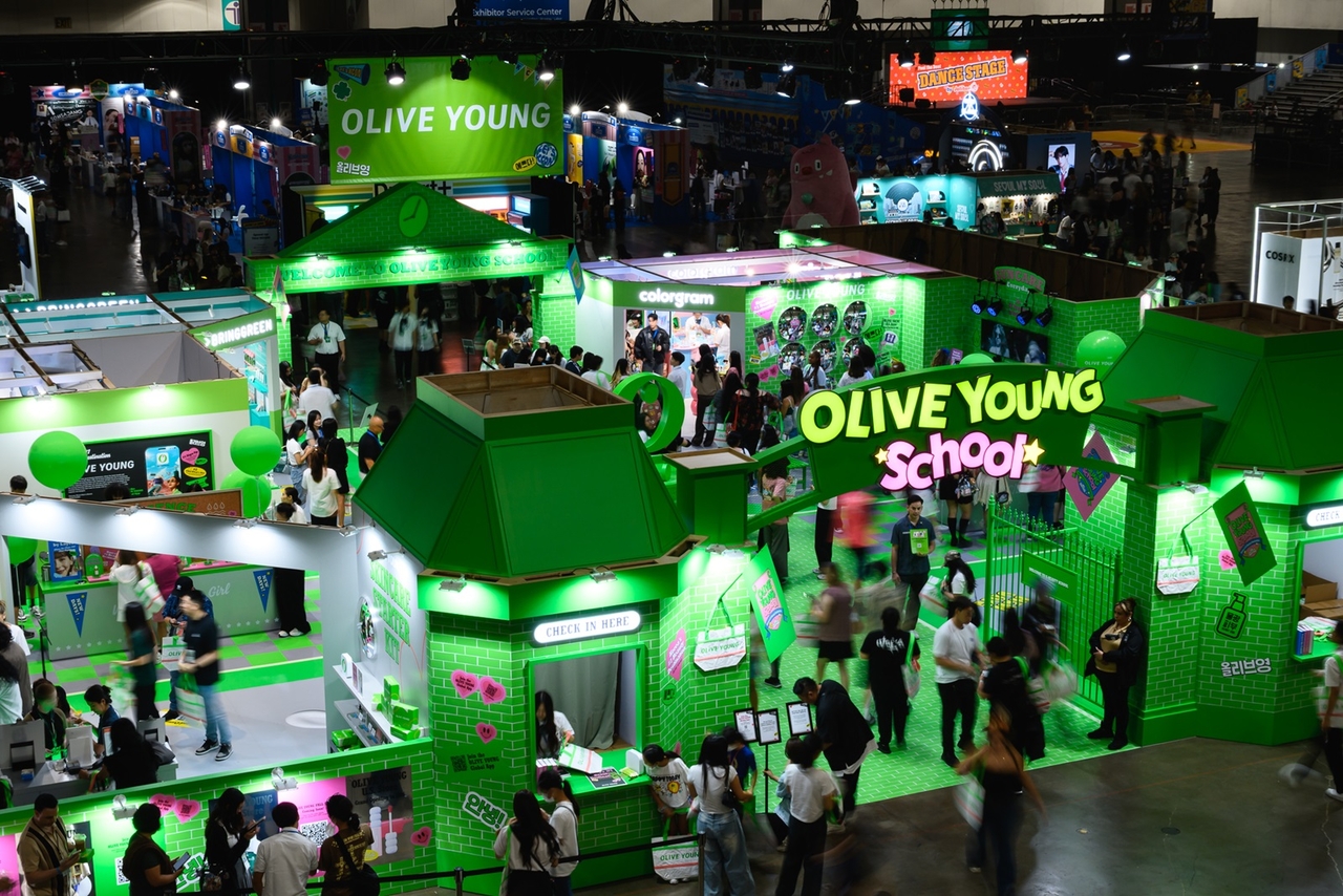 Olive Young's K-beauty booth at KCON LA, held from Friday to Sunday (CJ Olive Young)