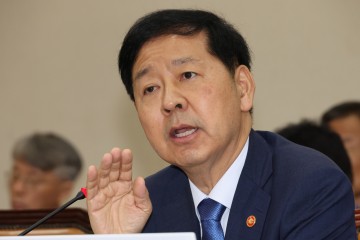 “대주주 기준 다양한 의견 충분히 듣고 판단하겠다”