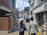 [르포] “통계도 사람 만나야 나와”…폭염에도 골목을 누비는 사람들