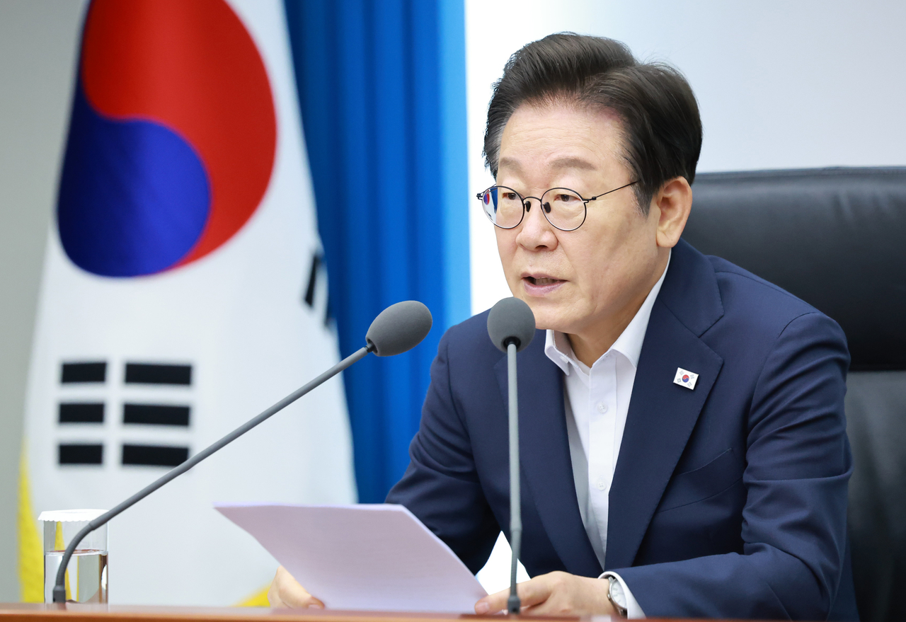 이재명 토토사이트 그리스 주소이 지난달 30일 서울 용산 토토사이트 그리스 주소실 청사에서 열린 비상경제점검 태스크포스(TF) 3차 회의에서 발언하고 있다. [연합]