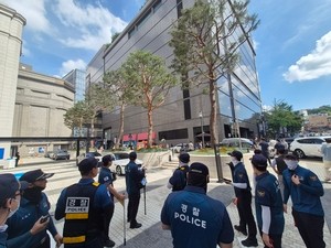 겁에 질려 혼비백산, 경찰 수백명 우르르…허위신고 공권력은 낭비된다 [세상&]