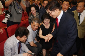 김문수, 전한길 옹호하며 “주적은 폭주 독재 이재명 정권”