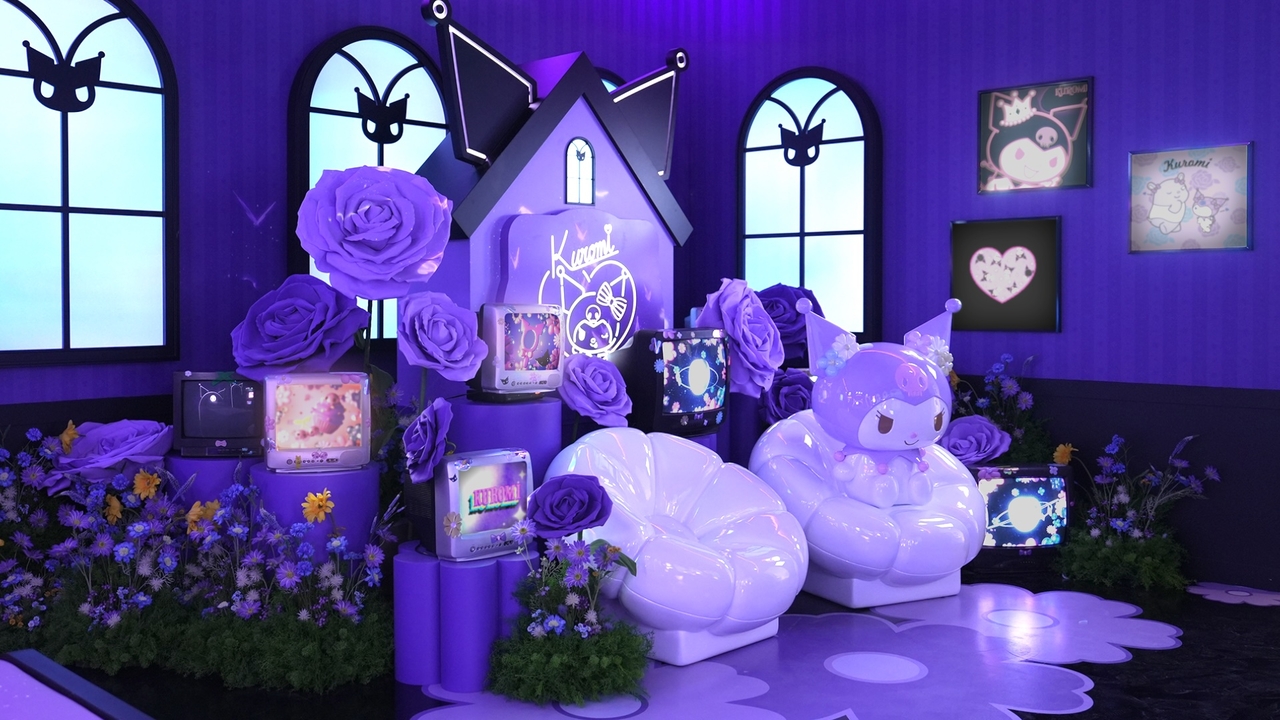 "Hotel Floria" exhibition held at the IFC Mall MPX Gallery in Yeouido, western Seoul (d'strict)