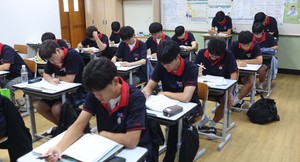 Gangnam students are quitting school, but not their studies