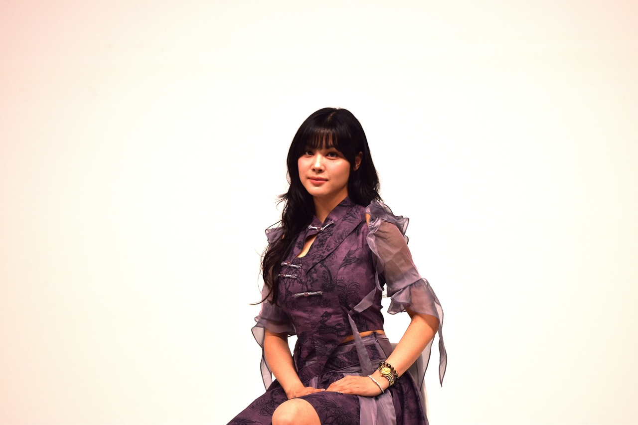 Emily Mei Li, co-founder and CEO of ArtisynX, poses during an interview with The Korea Herald at the Herald Studio in Yongsan-gu, central Seoul, Aug. 5. (Kim Hae-yeon/ The Korea Herald)