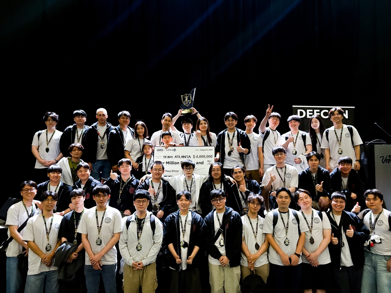 Samsung Electronics-led alliance team, Team Atlanta, poses for a photo after winning the AIxCC, in Las Vegas on Friday. (Samsung Electronics)