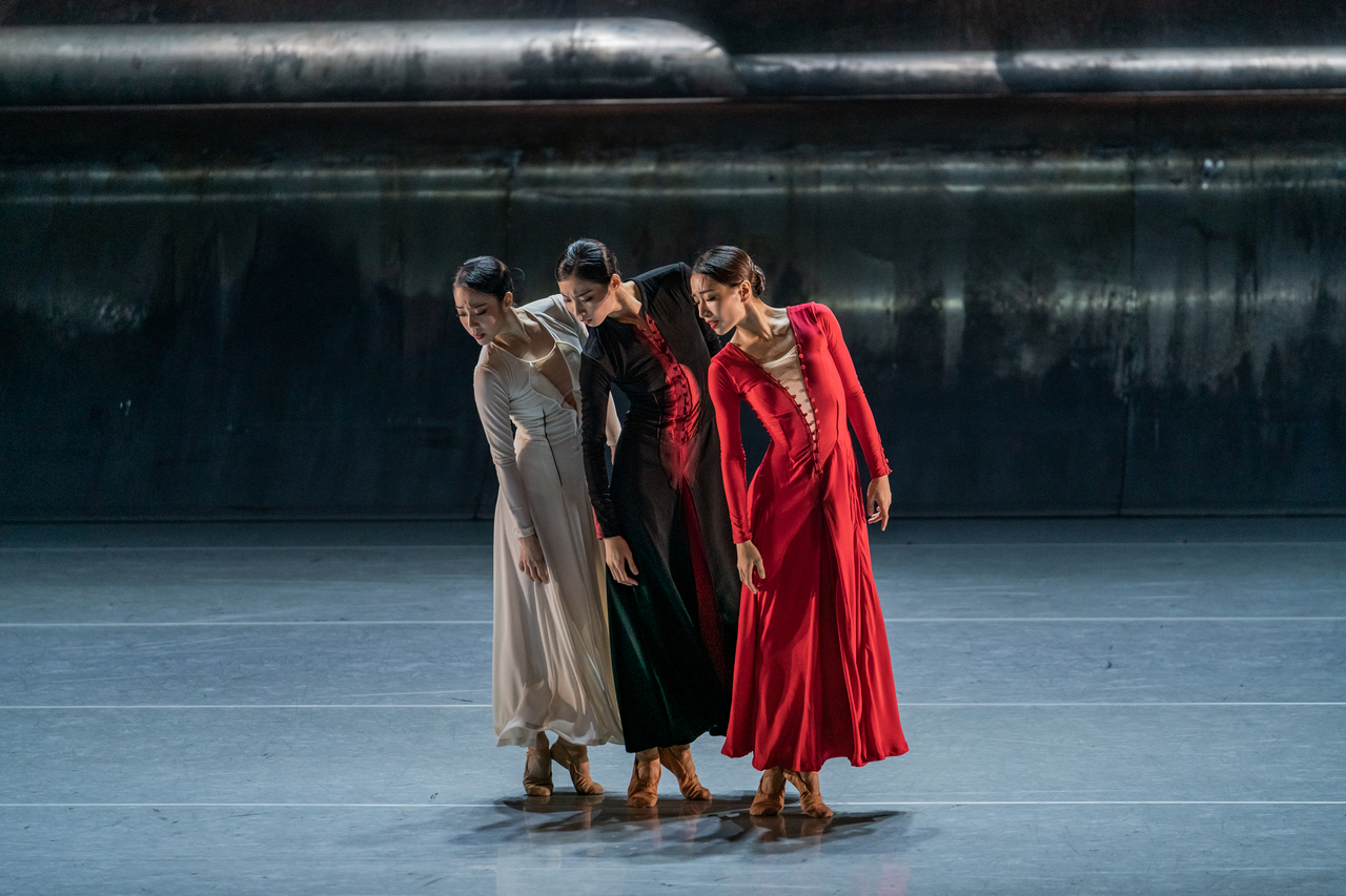 "Forgotten Land" (Korean National Ballet)