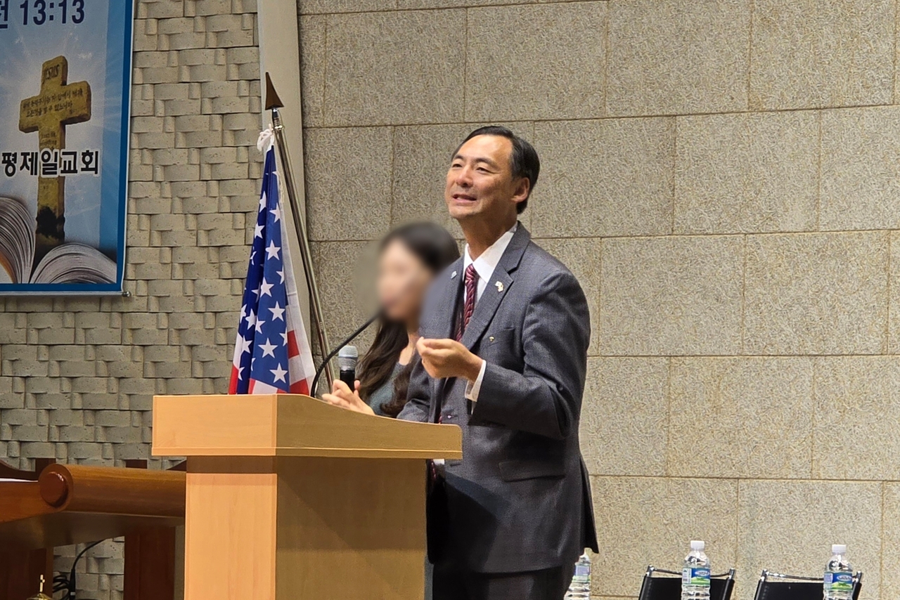 Korean American professor Morse Tan makes a speech at Eunpyeong Jeil Church in Eunpyeong-gu, northern Seoul on July 17. (Yonhap)