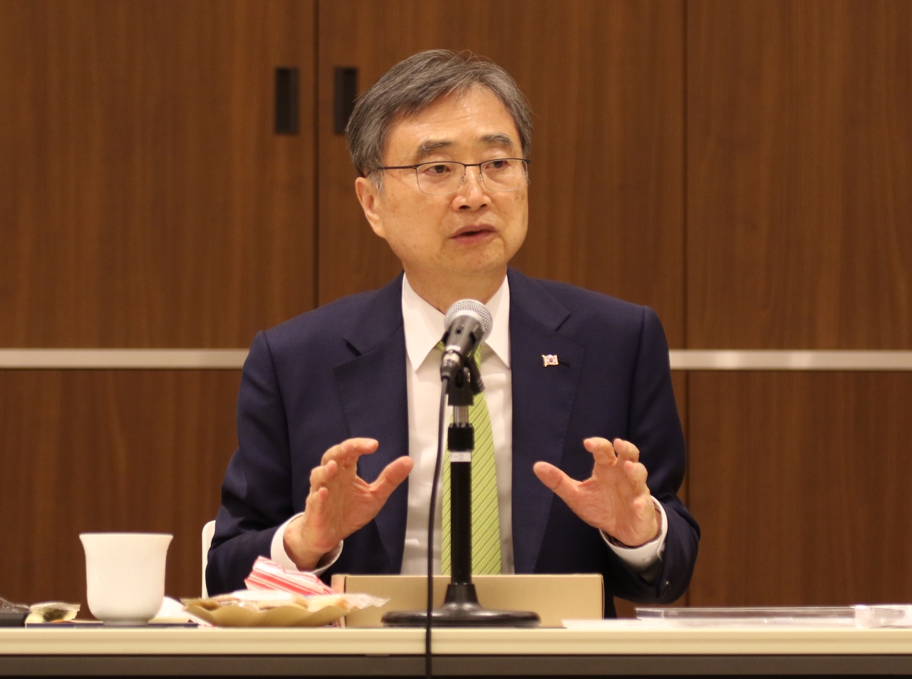 Foreign Minister Cho Hyun (Yonhap)
