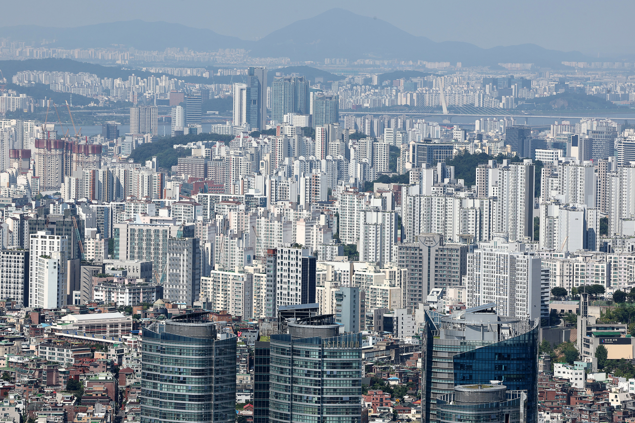 10일 남산에서 본 서울 부동산 모습 [연합]