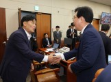 與 김영진 “李대통령 적극적인 확장재정 의지 표명”