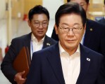 李대통령 지지율 59%…‘조국 사면’ 여파에 취임 후 최저