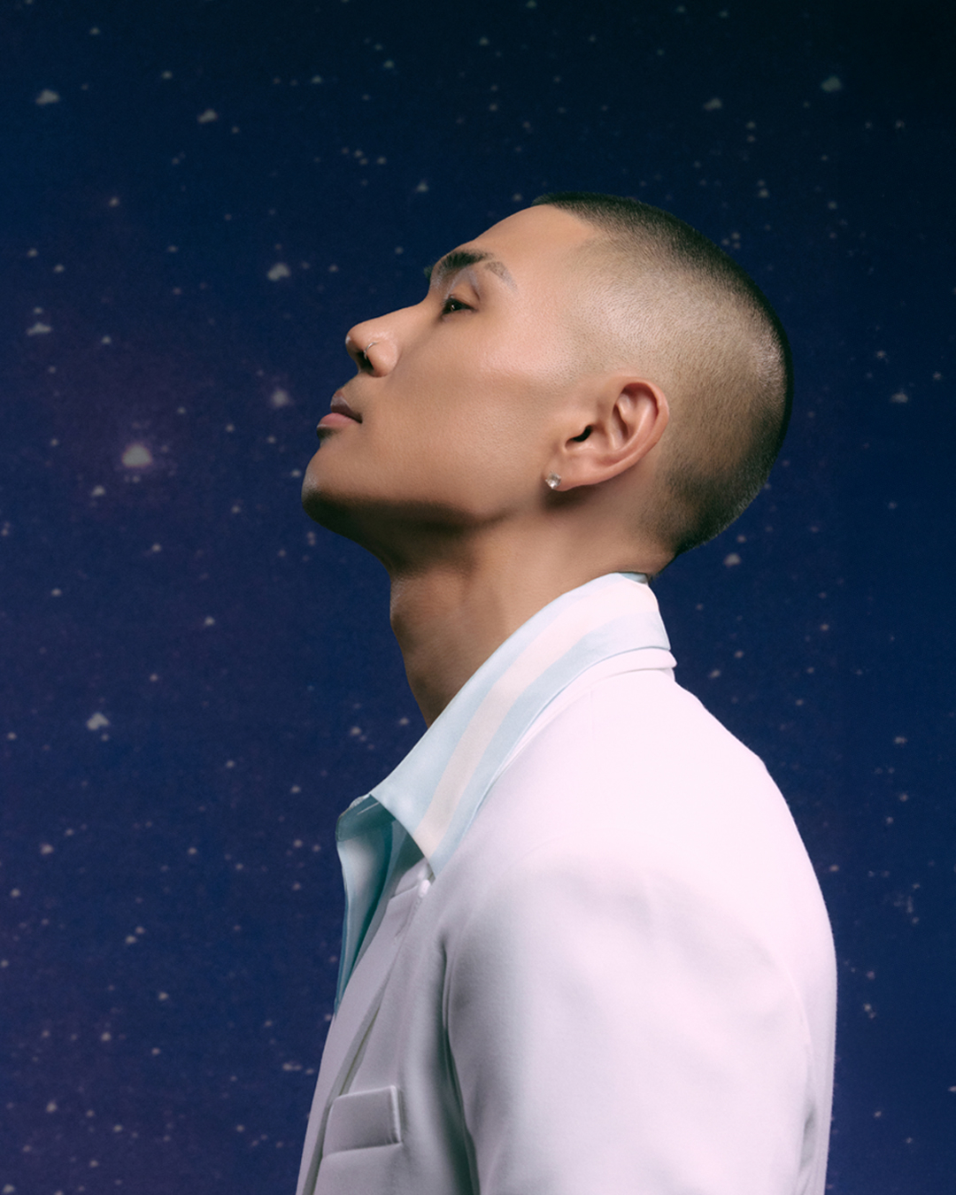 Singer-songwriter Vince (The Black Label)