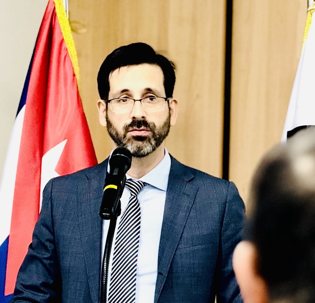 Cuban Ambassador to Korea Claudio Monzon speaks at an event commemorating the 99th anniversary of Fidel Castro's birth at the Cuban Embassy in Seoul, Aug. 13. (Sanjay Kumar/The Korea Herald)