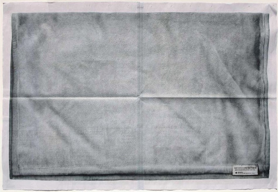 'Tonight, someone will have to use this newspaper as a blanket.'
It was an ad in the Yeongnam Ilbo sponsored by the Korean Red Cross.
The first issue he became interested in after returning to Korea was the homeless population at Seoul Station. (Jeski Social Campaign)