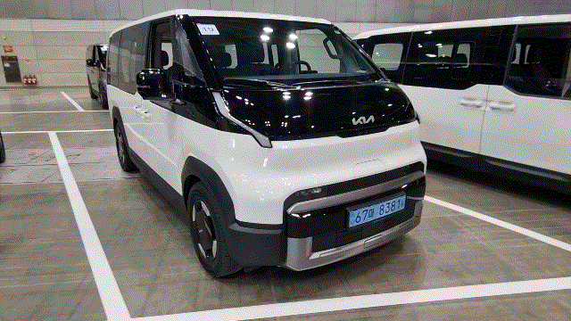 Kia PV5 (Kan Hyeong-woo/The Korea Herald)