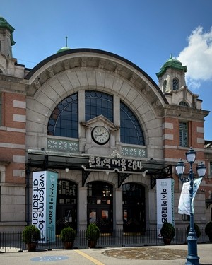 Emerging artists, gaming merch and photo museums