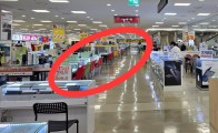 “삼성 최고폰 100만원 할인” “우린 200만원” 난리였는데…결국 한 달 만에 ‘싸늘’