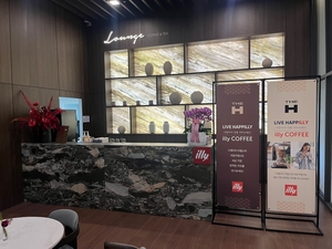 카페테리아 특화로 품격 더한 '디에이치 아델스타' 견본주택, 관심 집중