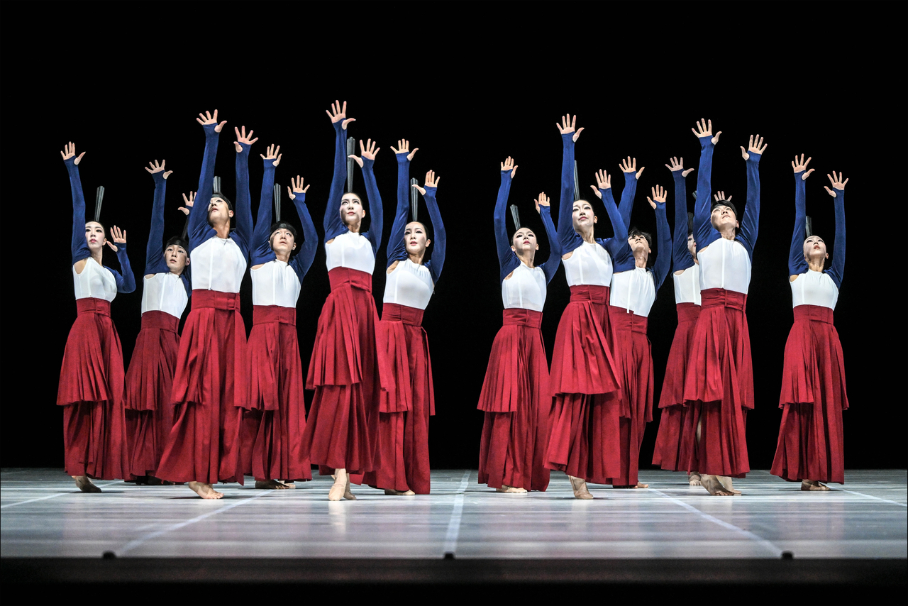 "One Dance" (Seoul Metropolitan Dance Theater)