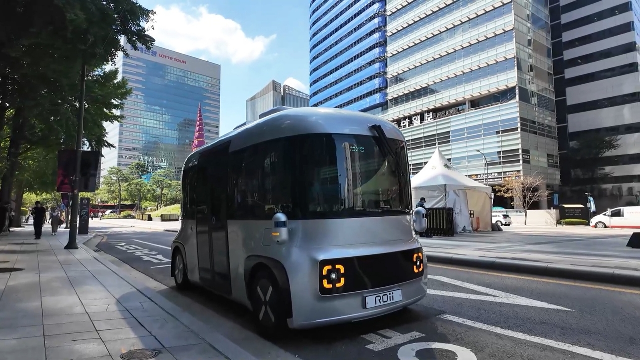 Seoul to unveil South Korea's first self-driving shuttle in Sept