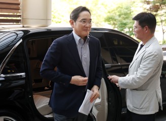 이재용 다시 미국으로…삼성·SK·LG 등 재계총수들 방미사절단으로 출국