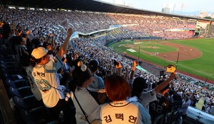 KBO hits 10m attendance mark, poised to set new record