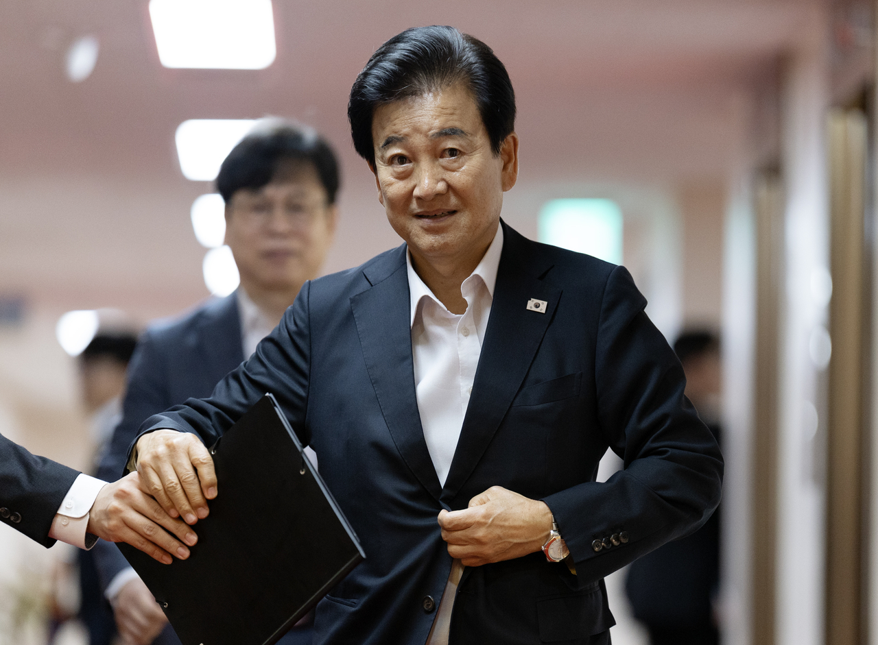 Unification Minister Chung Dong-young attends a Cabinet meeting at the government complex in Jongno-gu, Seoul, on Tuesday. (Yonhap)