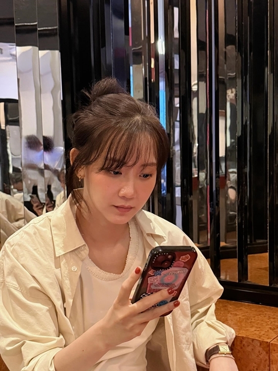 사진=신현빈 채널