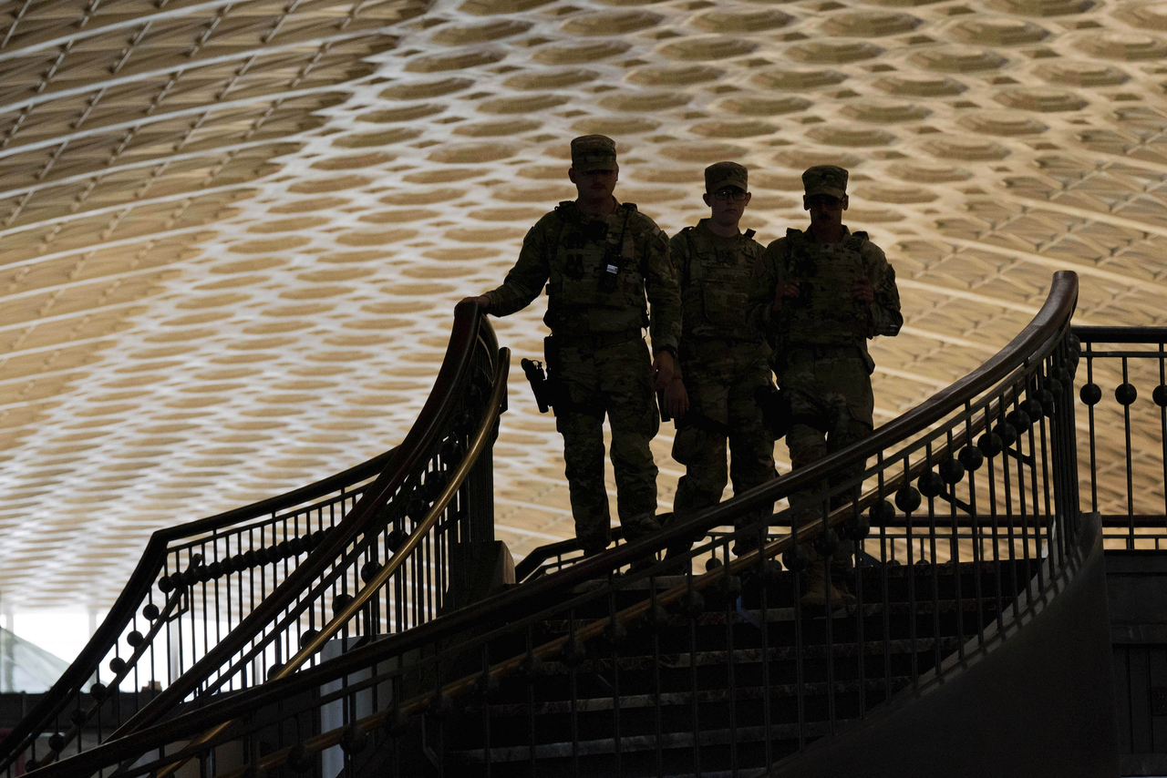 Members of the Louisiana National Guard patrol at Union Station in Washington on Tuesday.   AP-Yonhap