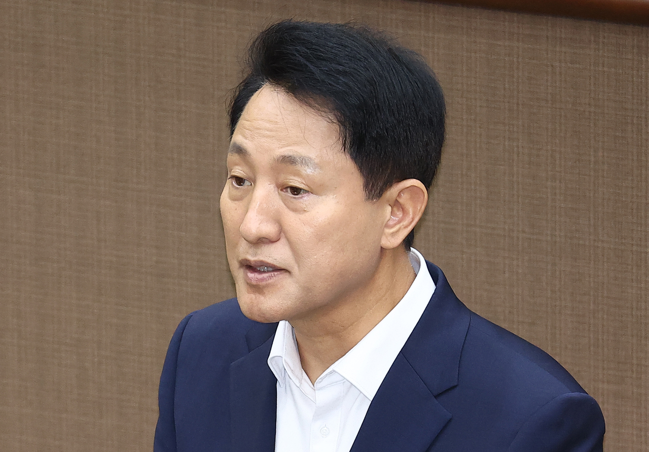 Seoul Mayor Oh Se-hoon speaks during the opening ceremony of Seoul Metropolitan Council's special session on Wednesday. (Yonhap)