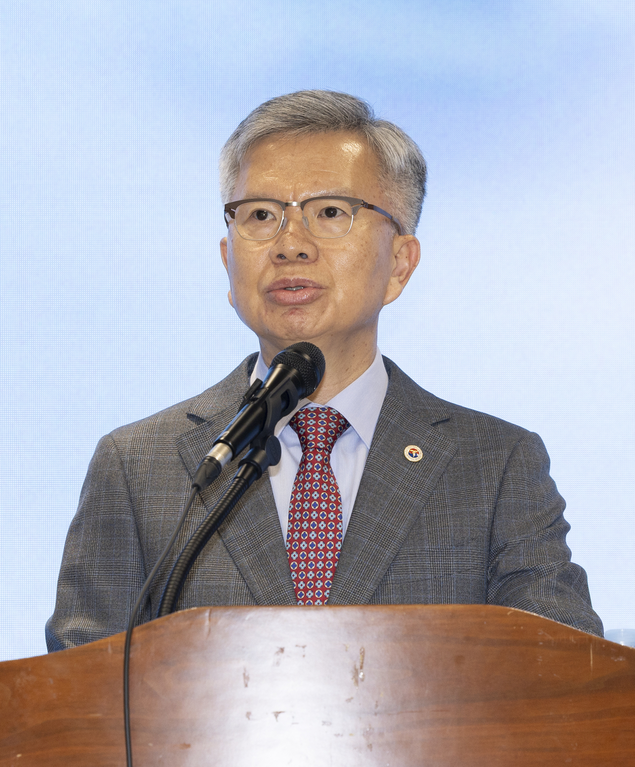 김택우 롤 스포츠토토사협회장이 28일 오후 서울 용산구 롤 스포츠토토사협회에서 열린 제43대 의협 집행부 제28차 의료현안 관련 정례브리핑에서 발언하고 있다. [뉴시스]