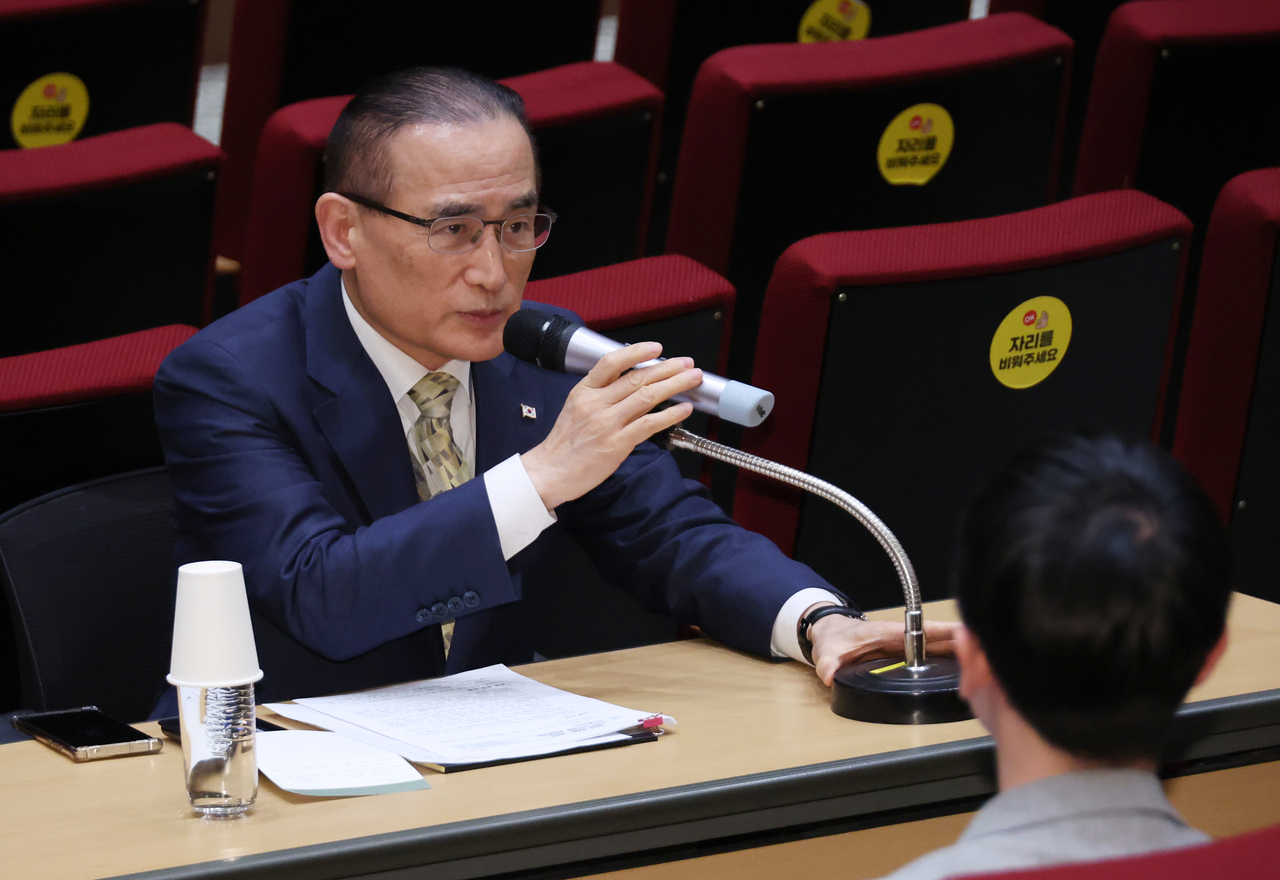 National Security Adviser Wi Sung-lac speaks during a press conference at the presidential office in Seoul on Aug. 22, 2025. (Yonhap)
