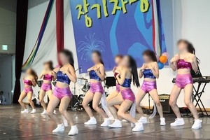 Korea's once-condemned workplace talent shows now romanticized by some desperate job seekers